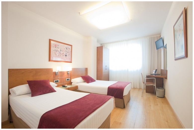 Hotel Longoria Plaza