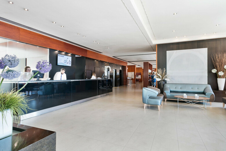 Hotel Front Mar�tim