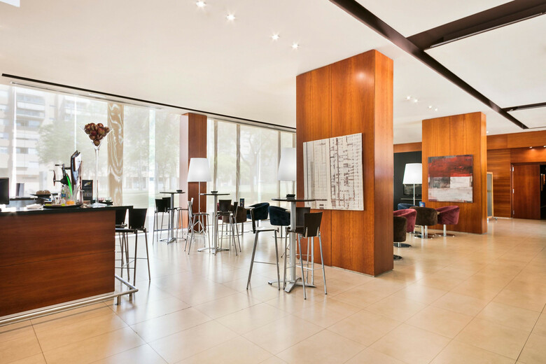 Hotel Front Mar�tim