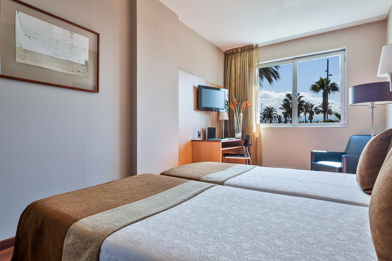 Hotel Front Mar�tim