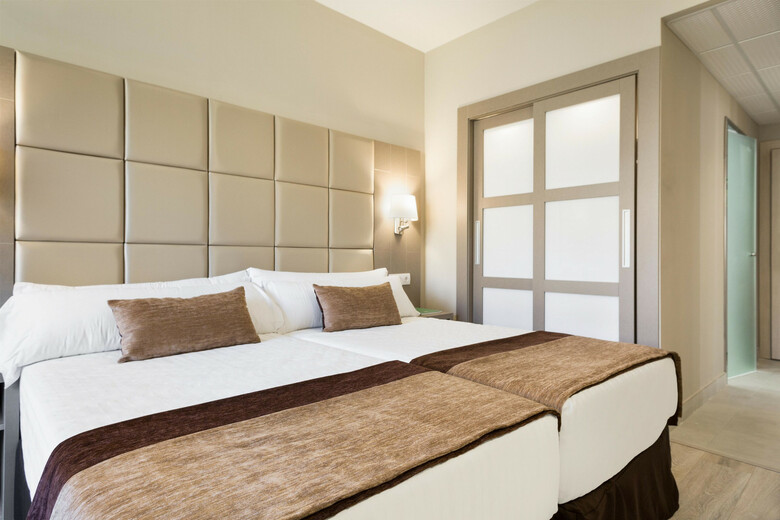 Hotel Front Mar�tim