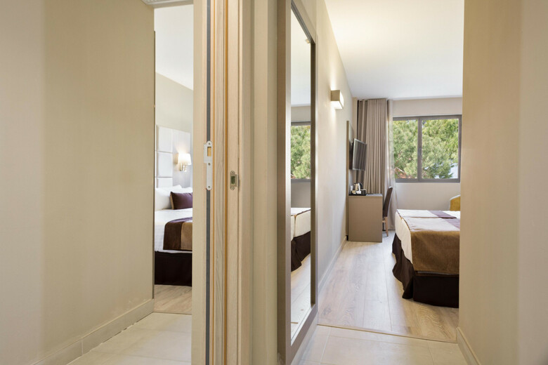 Hotel Front Mar�tim
