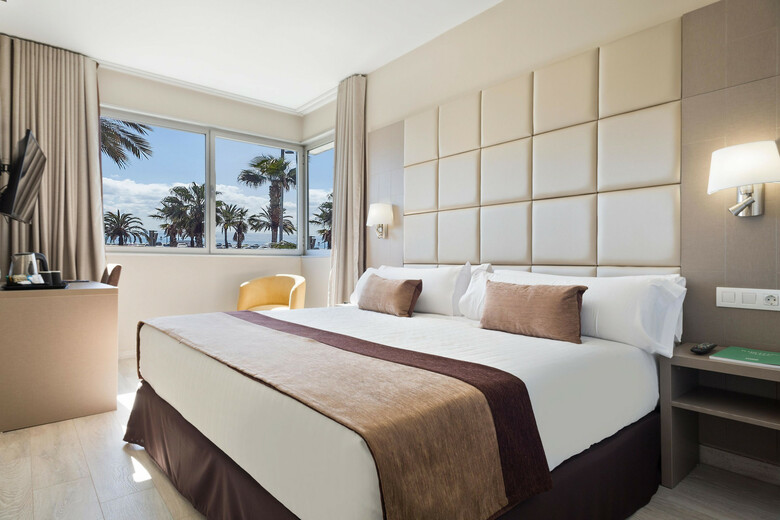 Hotel Front Mar�tim