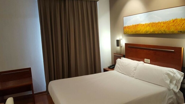 Hotel Dwo Garbi Millenni