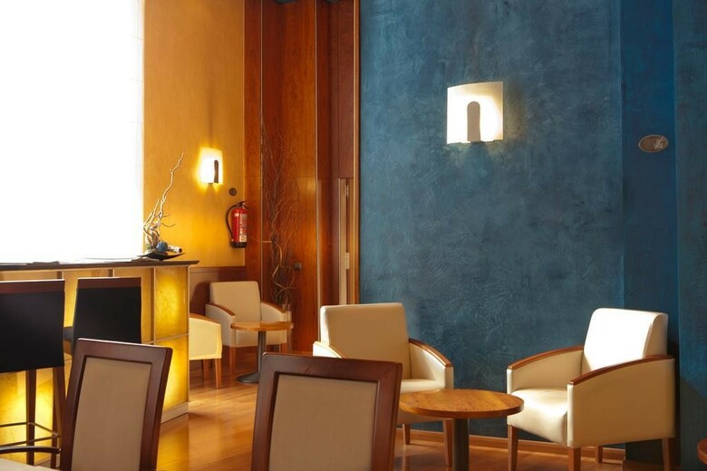 Hotel Dwo Garbi Millenni