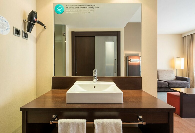 Hotel Ilunion Suites Madrid