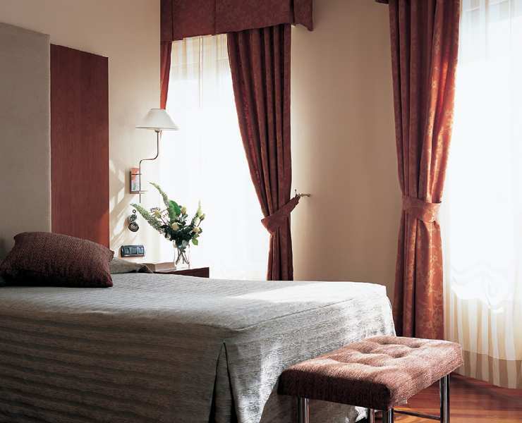 Hotel NH Madrid Nacional