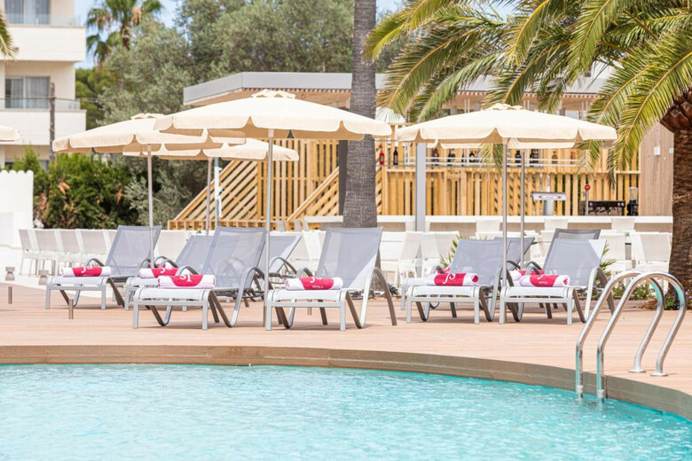Hotel Js Portocolom Suites