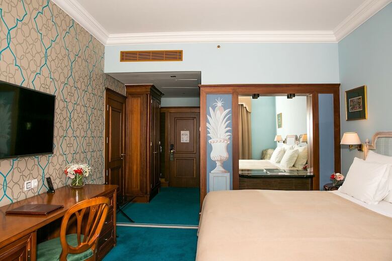 Pestana Palace Hotel & National Monument