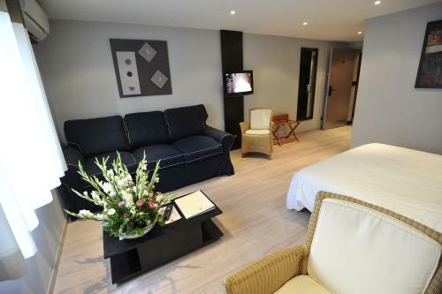Logis Cottage Hotel