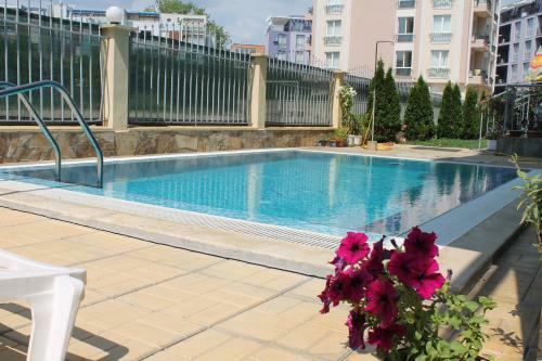 Aqua Blue Apartments