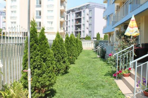 Aqua Blue Apartments