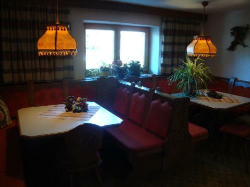 Hostal G�stehaus Treichl