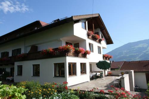 Hostal G�stehaus Treichl