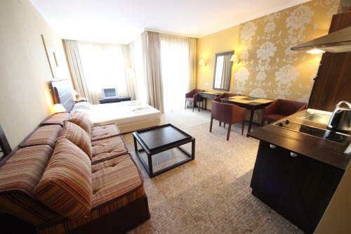 Menada Apartments In Royal Beach