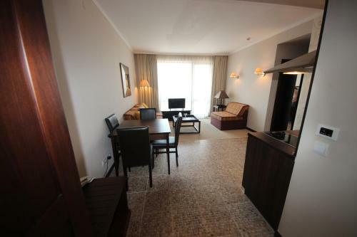 Menada Apartments In Royal Beach