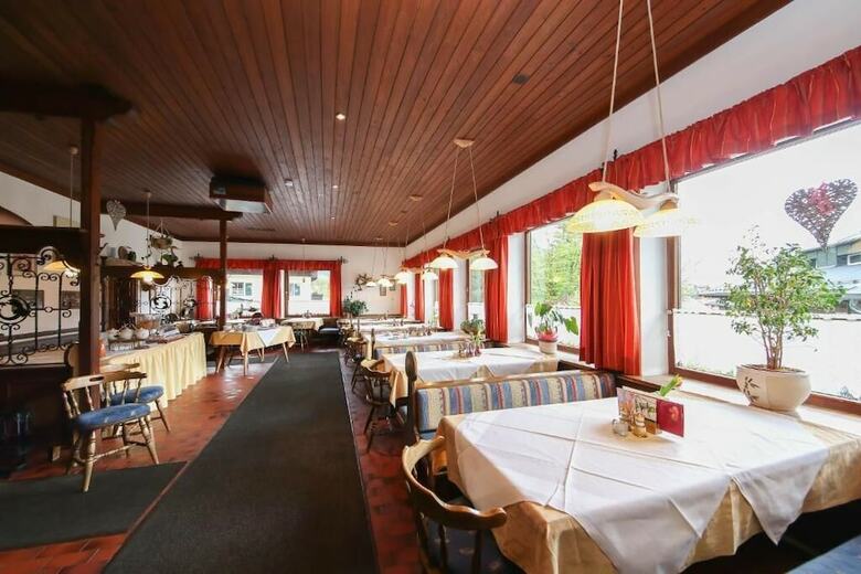 Hostal Forellenstube