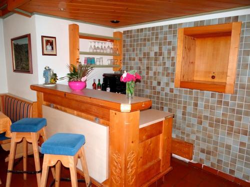 Hostal Ski & Bike Pension Maria