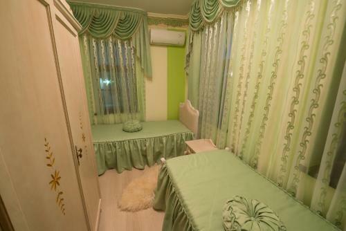 Hostal Guesthouse Versailles