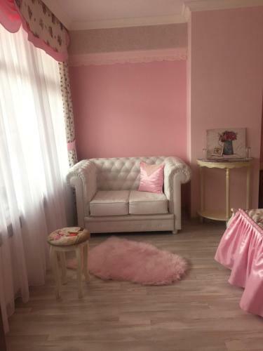 Hostal Guesthouse Versailles