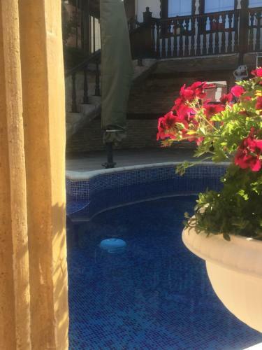 Hostal Guesthouse Versailles