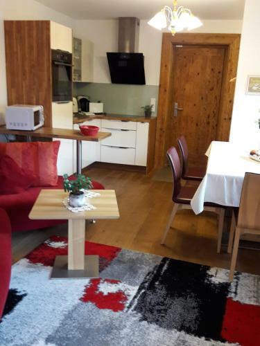 Apartamento Ferienwohnung Fichtler