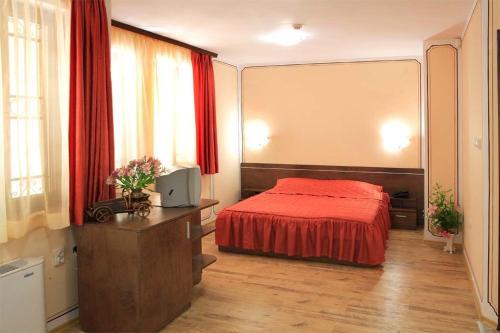 Hotel Alafrangite