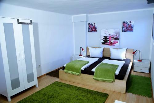 Pro's Apartment
