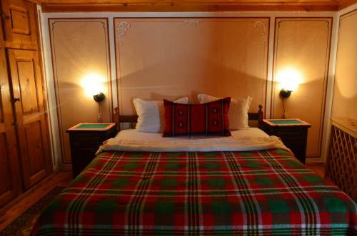 Hostal Zlatniyat Telets Guest Rooms