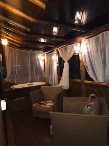 Hostal Pousada De Charme Emirados