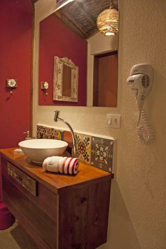 Hostal Pousada De Charme Emirados