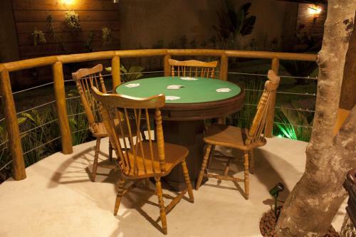 Hostal Pousada De Charme Emirados