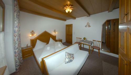 Hostal Haus Romantika