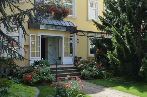 Hotel J�ger
