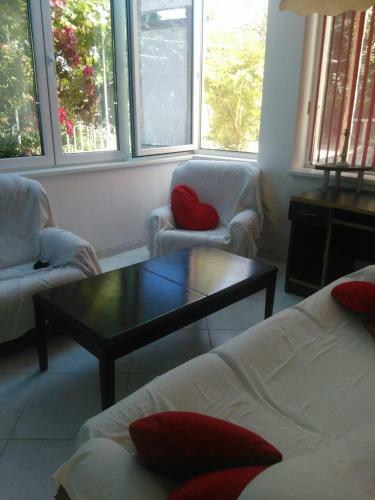 Hostal Guest House Villa Roza