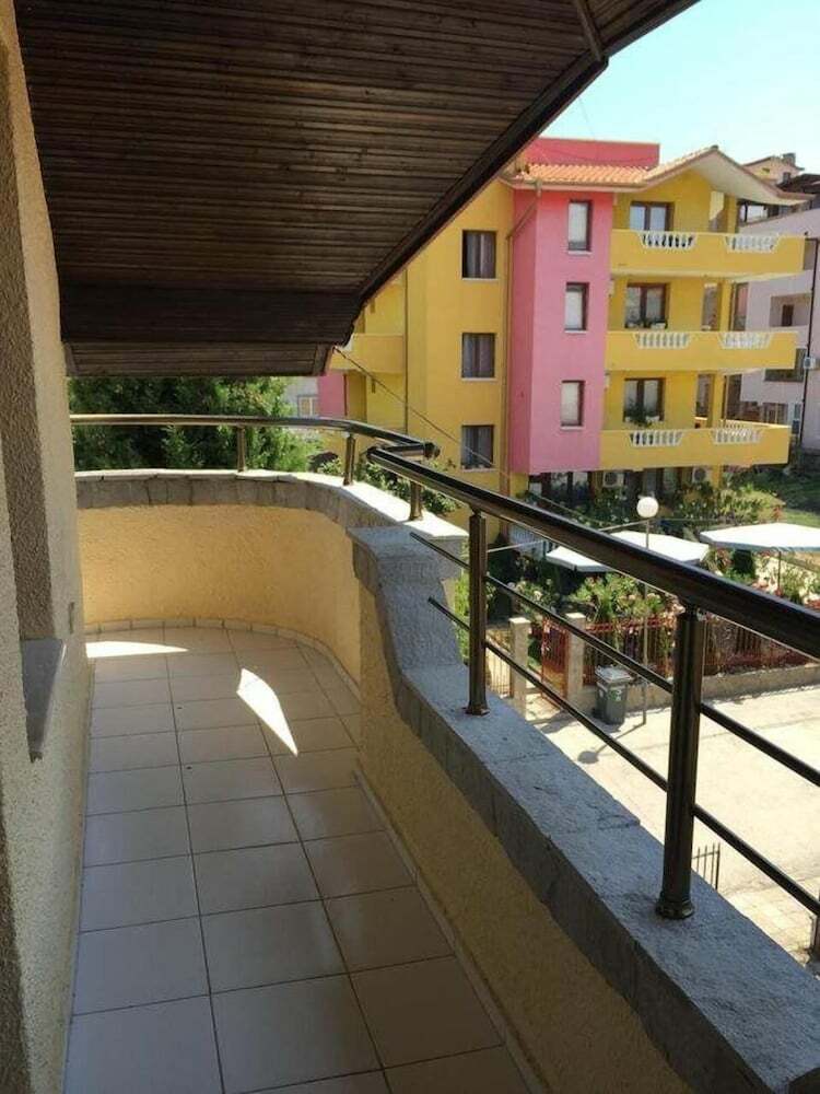 Hostal Paradise Chernomorets