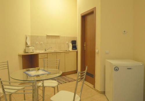 Persey Flora Apartments