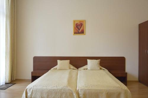 Persey Flora Apartments