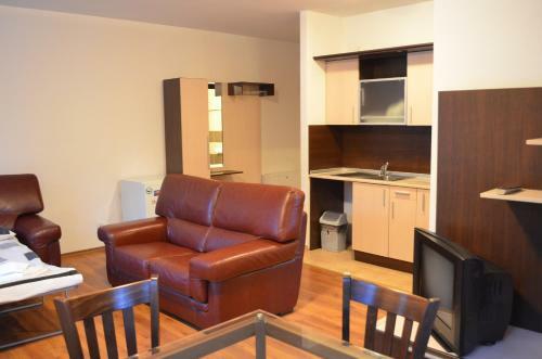 Persey Flora Apartments
