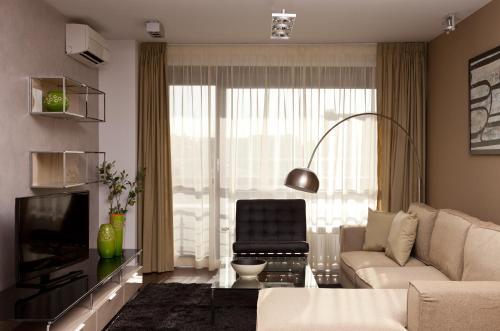 Cleves Boulevard Residence Corporate & Leisure Apartments