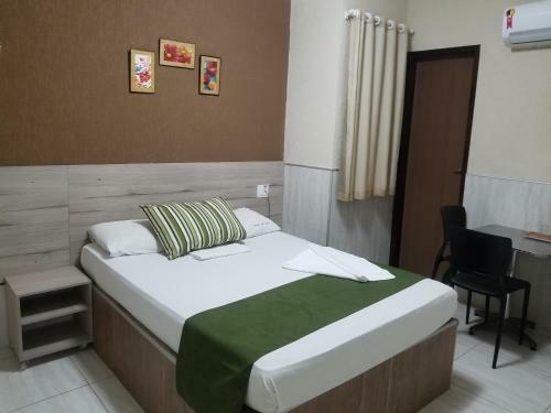 Hostal Hotel Uzi Mar