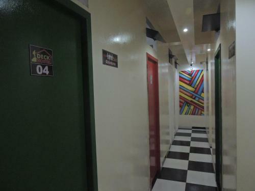 Deck Hostel