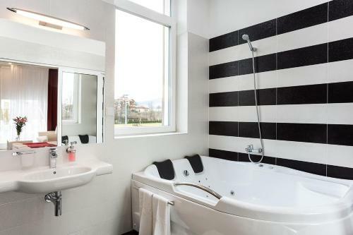 Hostal Complex Europe