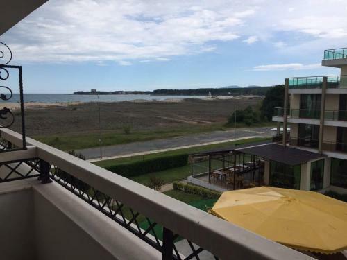 Golden Dunes Primorsko Apartments