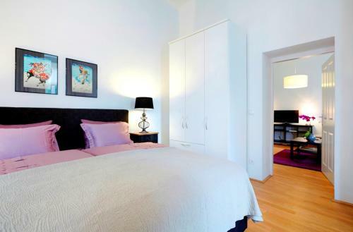 Apartment Theresiengasse