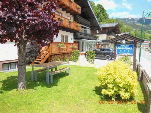 Hostal Pension Alpensport