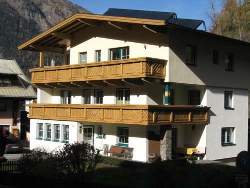 Hostal Haus Kristall