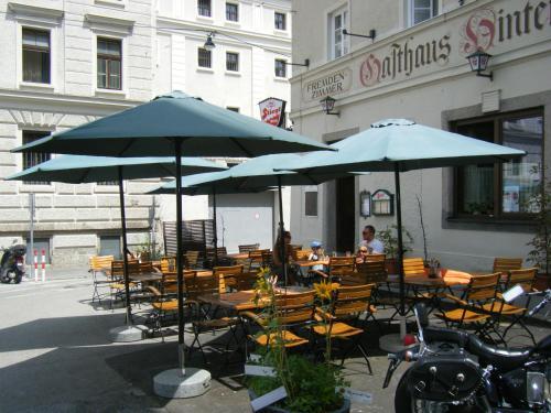 Hostal Gasthaus Hinterbr�hl