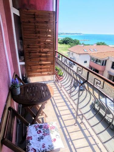 Apartment Sea View