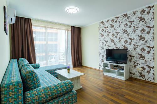 Rose Gardens Apartments